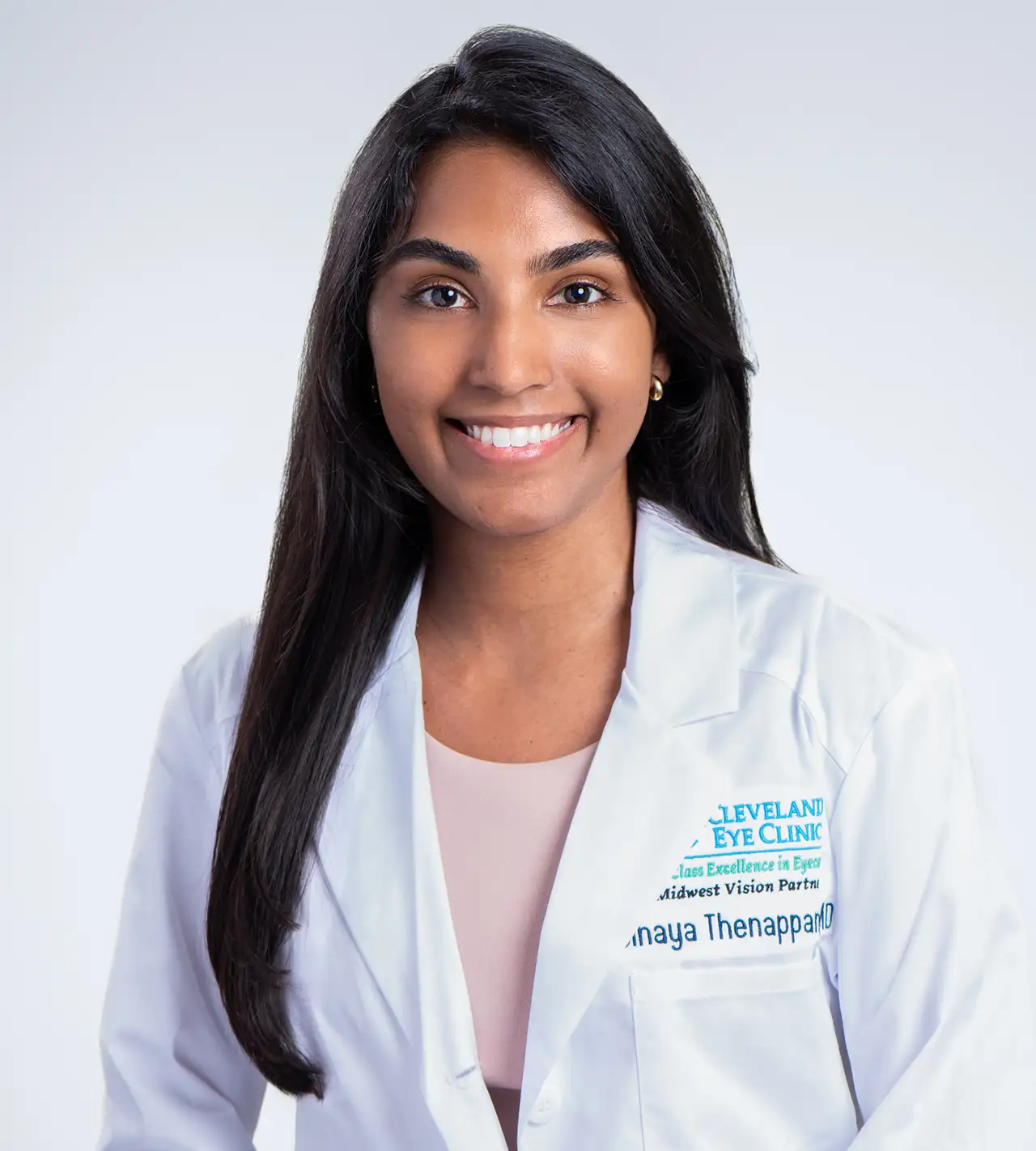 Abinaya Thenappan, MD - Ophthalmologist specializing in cataract, refractive, and anterior segment surgery